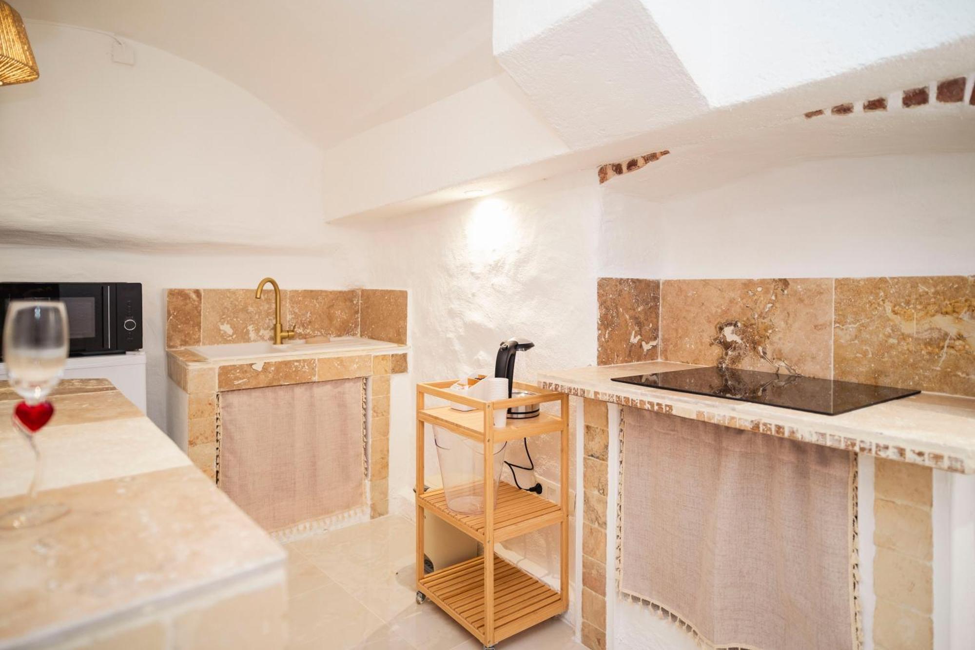 Le Temple D'Aphrodite, Appartement Avec Spa เวียน ภายนอก รูปภาพ