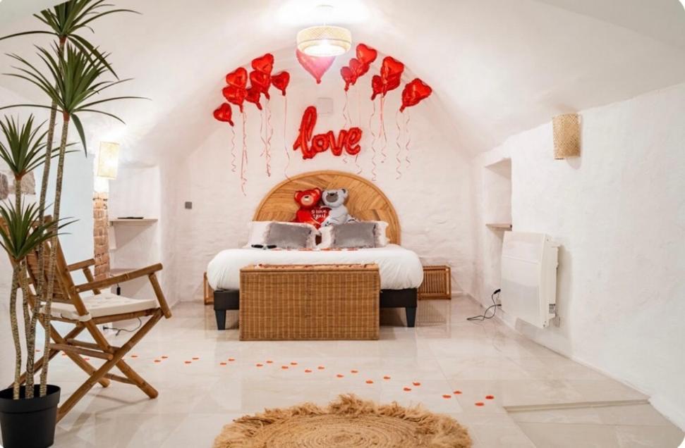 Le Temple D'Aphrodite, Appartement Avec Spa เวียน ภายนอก รูปภาพ