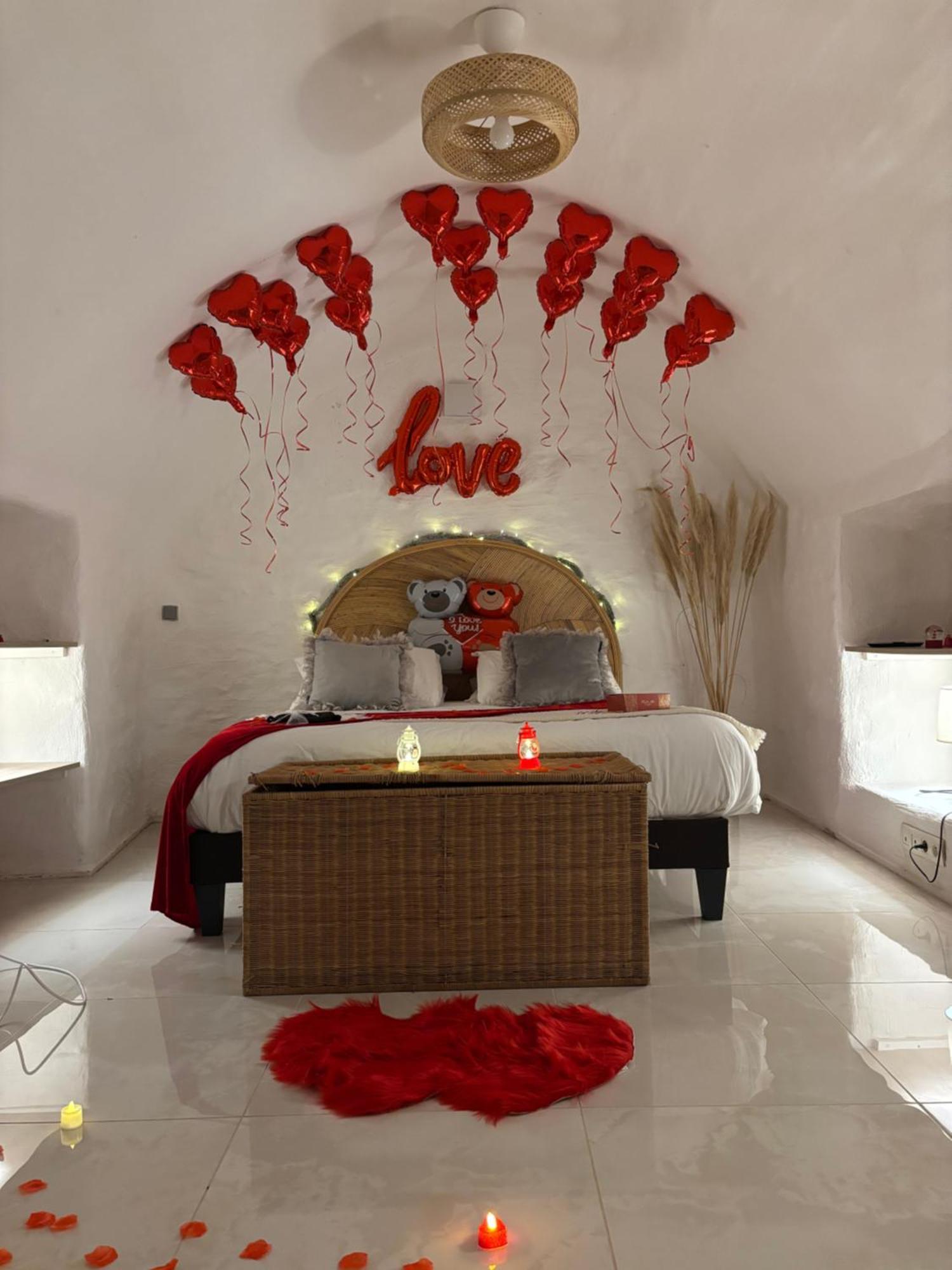 Le Temple D'Aphrodite, Appartement Avec Spa เวียน ภายนอก รูปภาพ